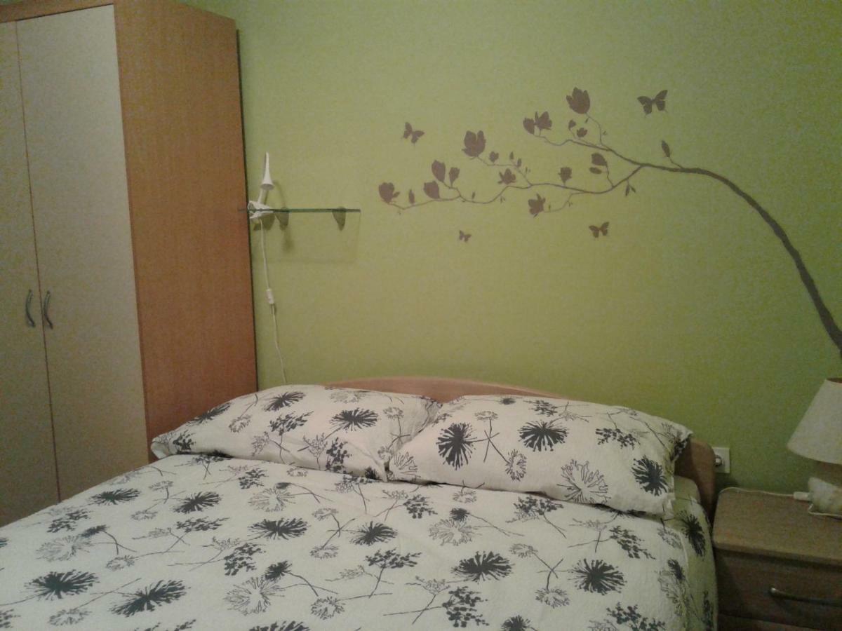 Apartment Sunny Place Pula Buitenkant foto